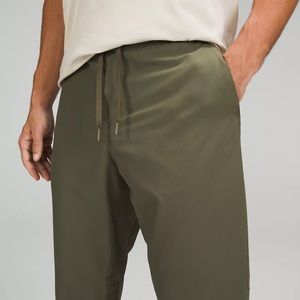 SOLD - lululemon New Venture Trouser Pique Fabric